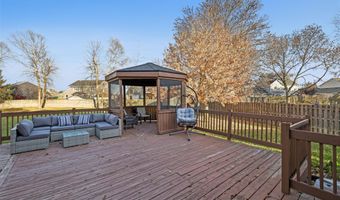 729 11th St SE, Altoona, IA 50009