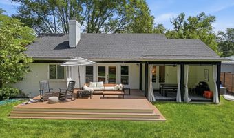 5902 WILSON Ln, Bethesda, MD 20817