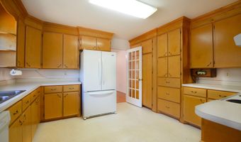 2300 Bethera Rd B, Bonneau, SC 29431