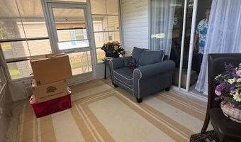 358 Waldorf Dr, Auburndale, FL 33823