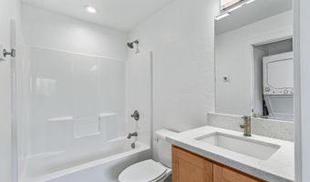 593 Crowson Rd, Ashland, OR 97520
