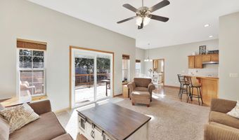 3100 Country Lane Dr, Augusta, KS 67010