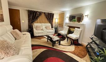 52 Kalmer Rd, Warwick, RI 02886