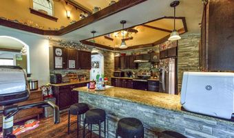 914 S A St, Arkansas City, KS 67005