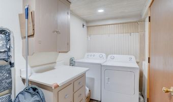 222 N 1st St, Arkansas City, KS 67005