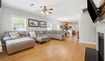 105 Moultrie Ln, Aberdeen, NC 28315