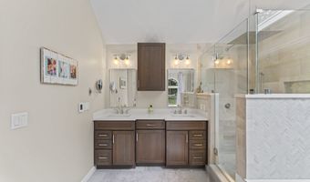 138 Litchfield Tpke, Bethany, CT 06524