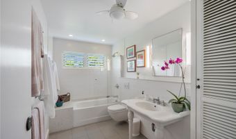126 Onekea Dr, Kailua, HI 96734