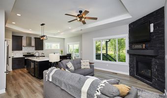 1532 Marina Cove Dr, Polk City, IA 50226