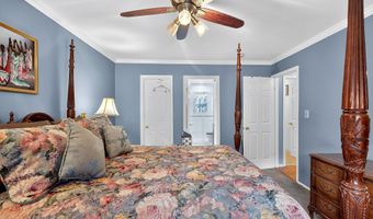 905 Madaline Dr 905, Avenel, NJ 07001