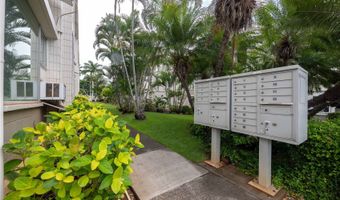 98-1034 Moanalua Rd 4-303, Aiea, HI 96701