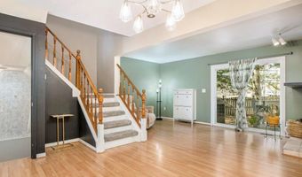 2666 Packard Rd, Ann Arbor, MI 48104