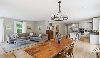 57 Berlin Rd, Bolton, MA 01740