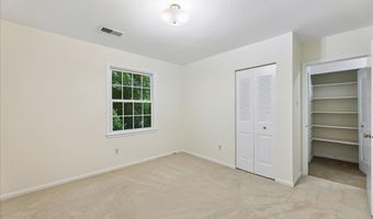 5032 KING DAVID Blvd, Annandale, VA 22003