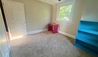 521 Brittain Rd, Akron, OH 44305