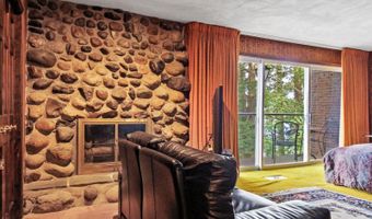 60 Abena Shr, Belgrade, ME 04917