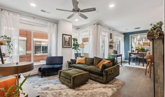 625 SLATERS Ln 201, Alexandria, VA 22314