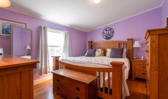 8 Lilac Ln, Belmont, NH 03220