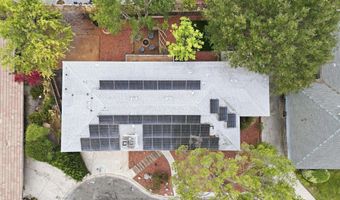 810 Omar Dr, Escondido, CA 92025