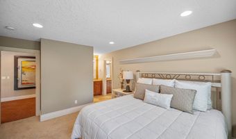 11119 SE LINNY Ln, Boring, OR 97009