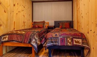8 Mormon Creek Rd, Cody, WY 82414