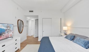 20000 E Country Club Dr 416, Aventura, FL 33180