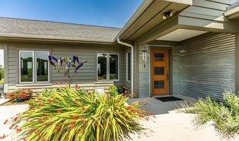 1370 Moonlight Rd, Appomattox, VA 24522