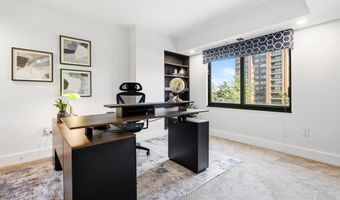 1300 CRYSTAL Dr 606S, Arlington, VA 22202