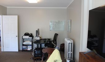 7 Grove St, Auburn, ME 04210