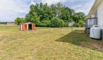 12491 CLINTON HEIGHTS Dr, Ashland, VA 23005