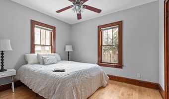 209 W PARKWAY Blvd, Appleton, WI 54911