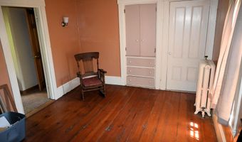 151 Kenduskeag Ave, Bangor, ME 04401