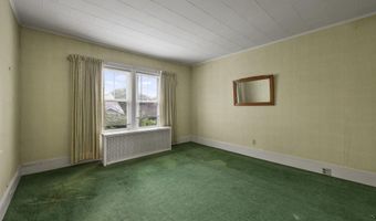 34-36 Crandall St, Adams, MA 01220