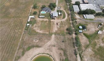 214 Badger Ln, Alice, TX 78332