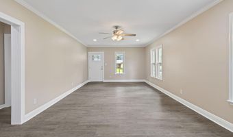 610 Decker St, Jennings, LA 70546