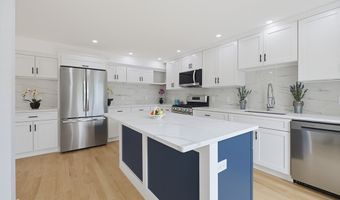 358 W Main St, Avon, MA 02322