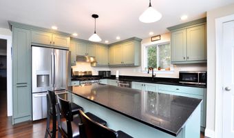 114 El Toro Dr, Bristol, CT 06010