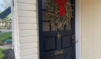 732 N OAKLAND St, Arlington, VA 22203