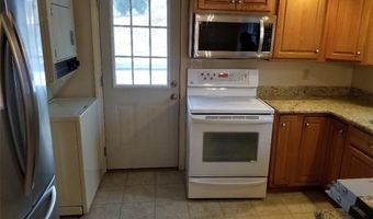 36 Woodcrest Dr, Bristol, CT 06010