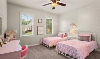 4856 Grandview Ct, Flowery Branch, GA 30542