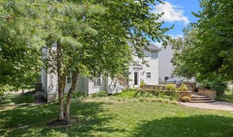 268 Magnolia Trace Dr, Ballwin, MO 63021