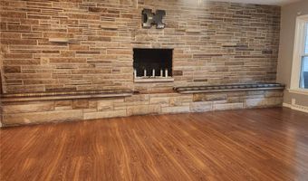 2314 Fairview Dr, Alton, IL 62002