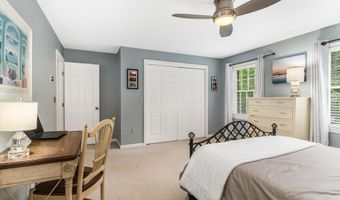 76 Plummer Rd, Bedford, NH 03110