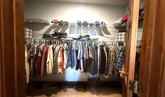 810 Glen Meadows Pkwy, Bedford, IN 47421