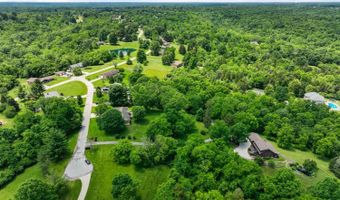 5152 Briar Ridge Dr, Aurora, IN 47001