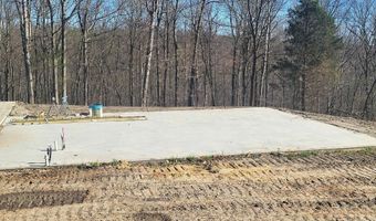 2500 Coal Mine Rd, Bloomfield, IN 47424