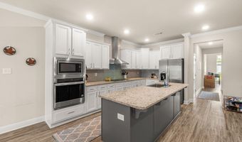 7004 Glen Eagle Dr, Biloxi, MS 39532