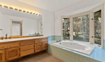 20375 SE Big Bear Ct, Bend, OR 97702