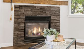 20618 Daisy Ln, Bend, OR 97702