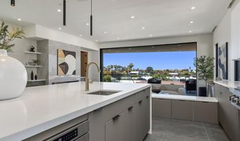 147 S Rios, Solana Beach, CA 92075